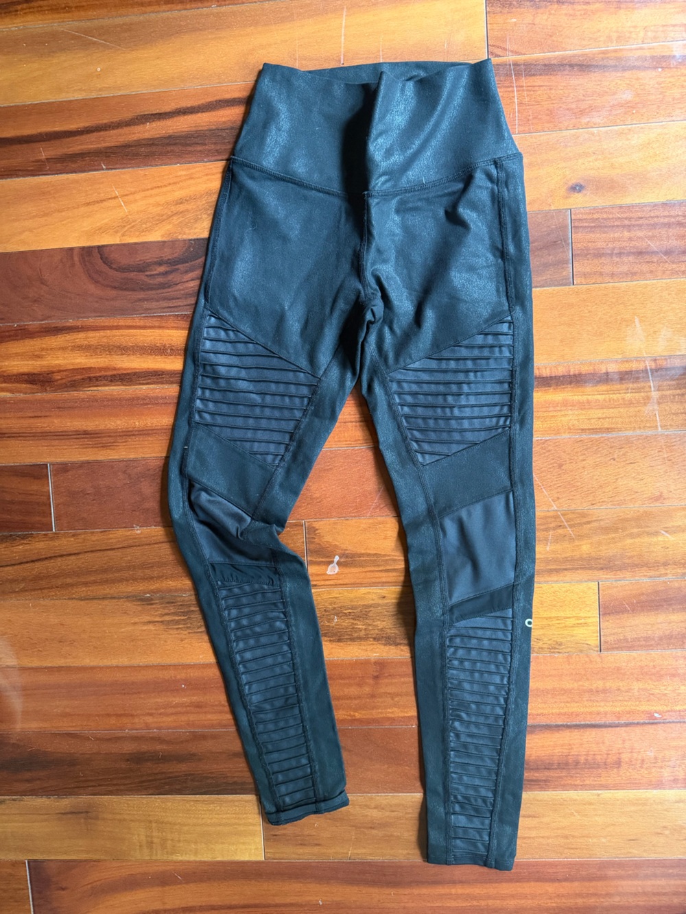 ALO Yoga Black Moto-Style Jeggings with Ribbed Panels